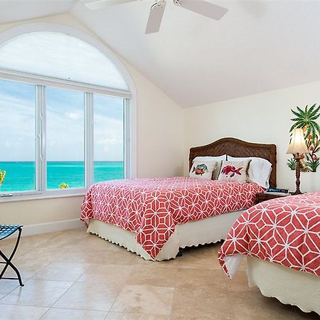 Grandview On Grace Bay Hotel Exterior photo