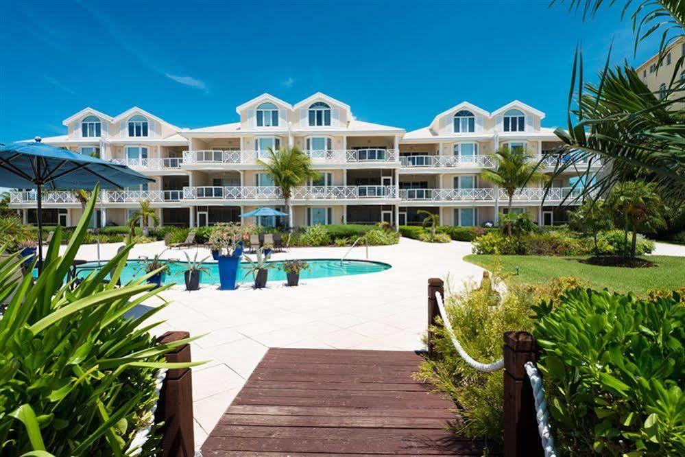Grandview On Grace Bay Hotel Exterior photo