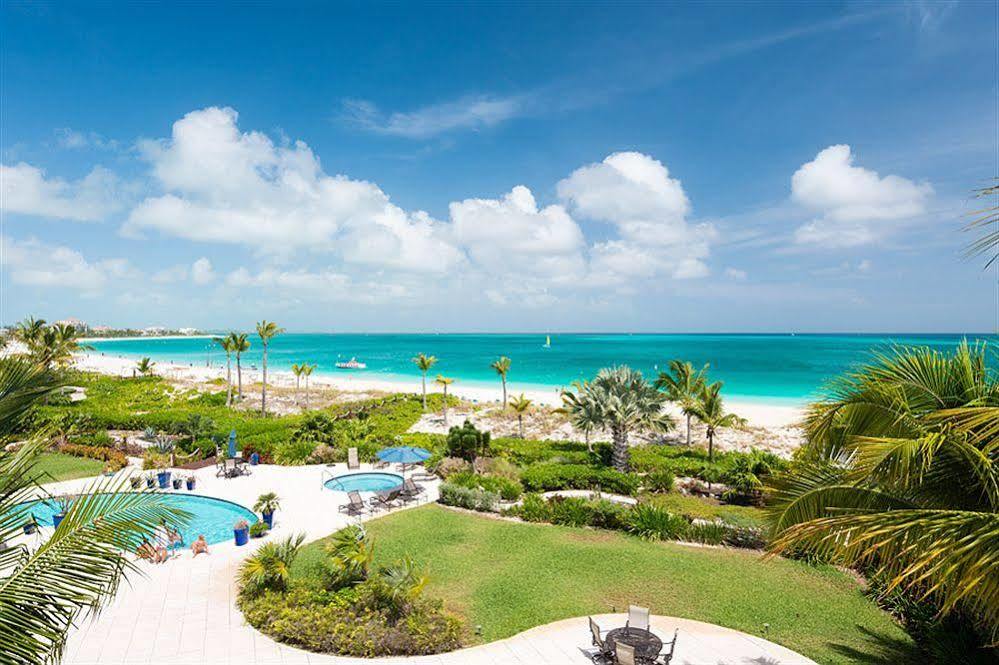 Grandview On Grace Bay Hotel Exterior photo