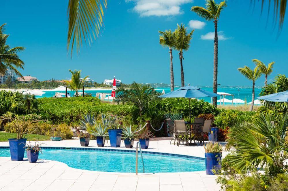 Grandview On Grace Bay Hotel Exterior photo