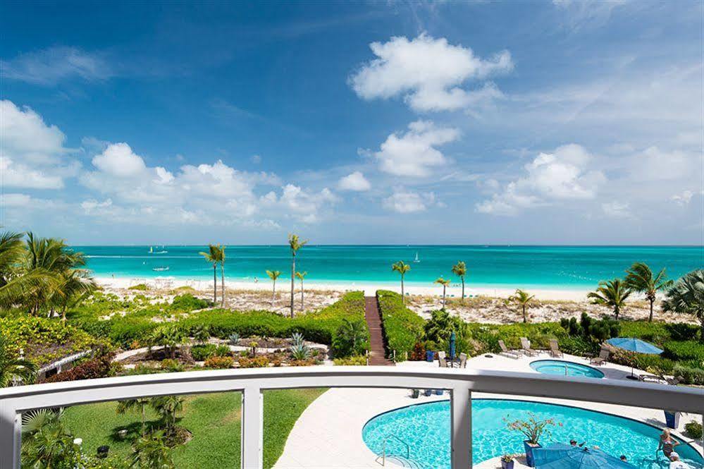 Grandview On Grace Bay Hotel Exterior photo