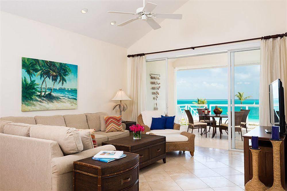 Grandview On Grace Bay Hotel Exterior photo